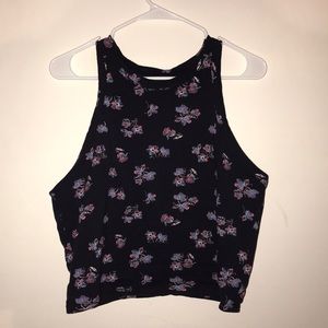 Sleeveless croptop